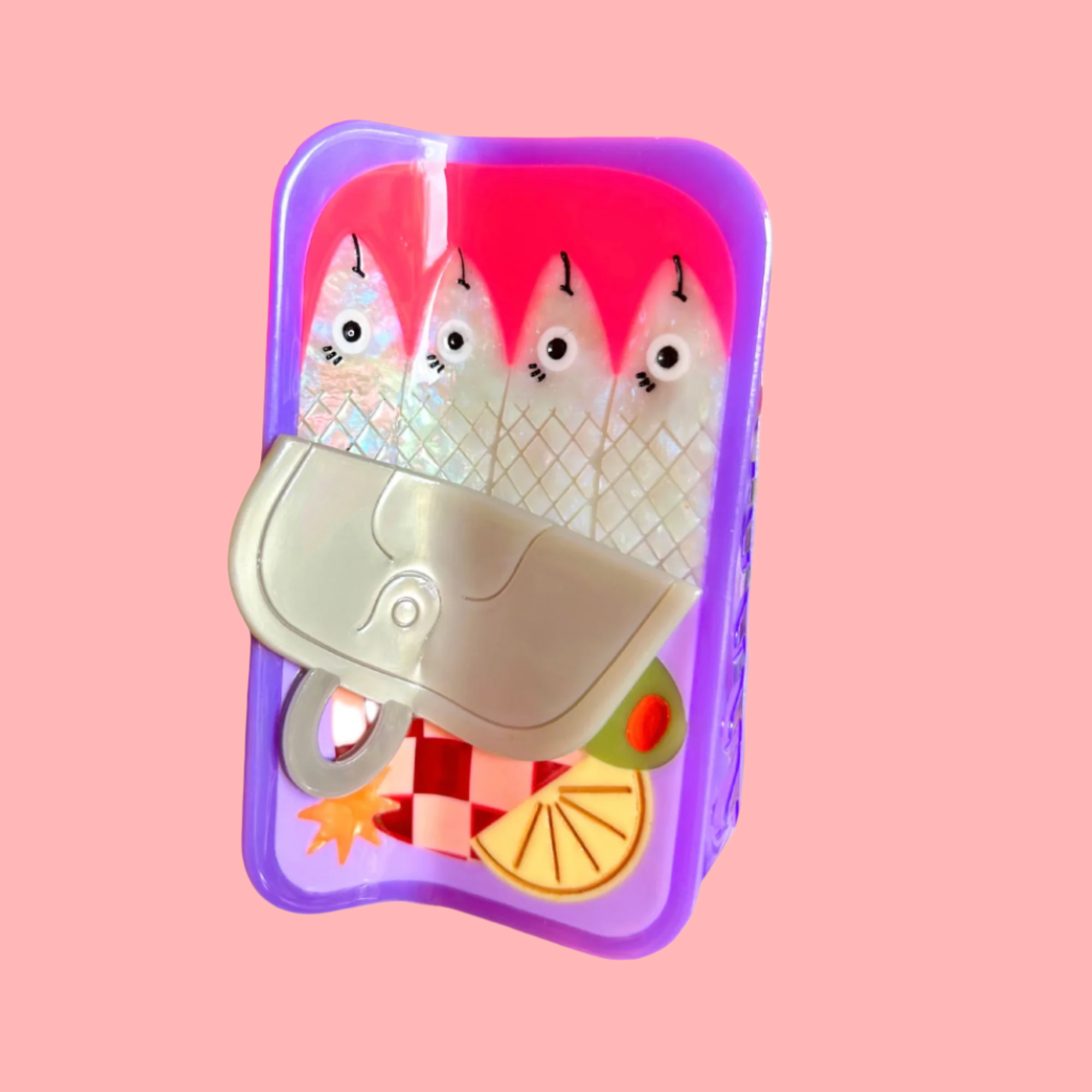 Sardine claw clip made from eco-friendly cellulose acetate – fun gift shop hair accessory